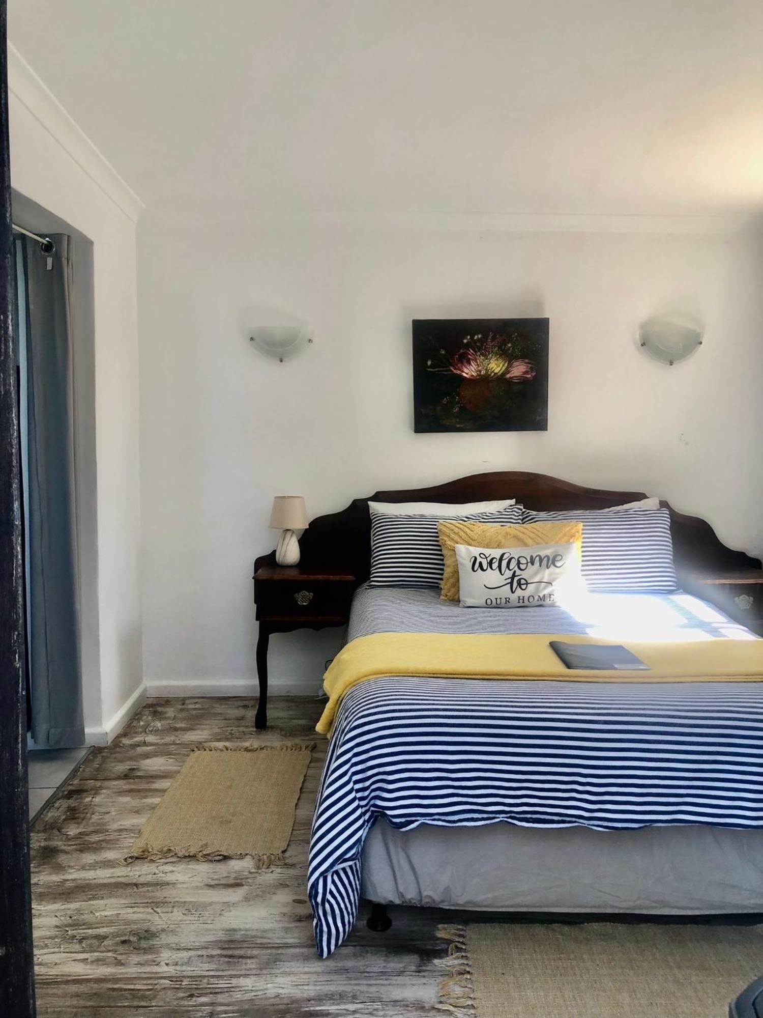 Ollava Guesthouse Simonʼs Town Exteriér fotografie